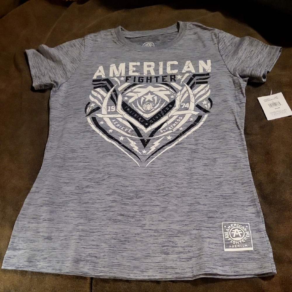 NWT American Fighter Gray Graphic T-Shirt Small